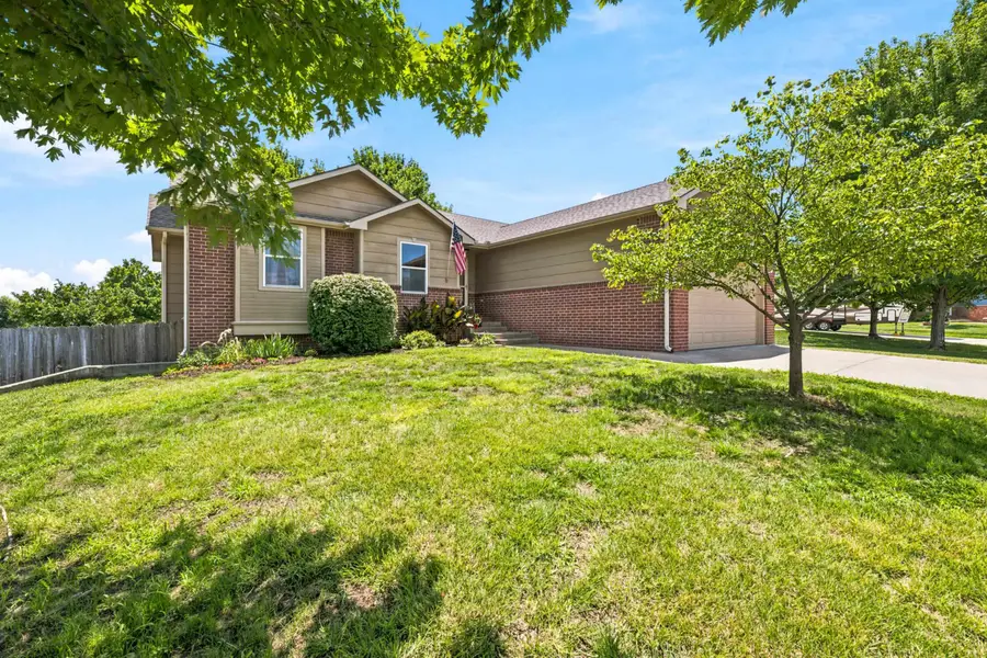 2635 E Sunnyslope, Park City, KS 67219 - #2