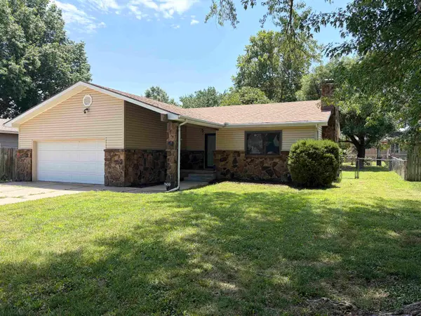 509 W 13th Ave, El Dorado, KS 67042