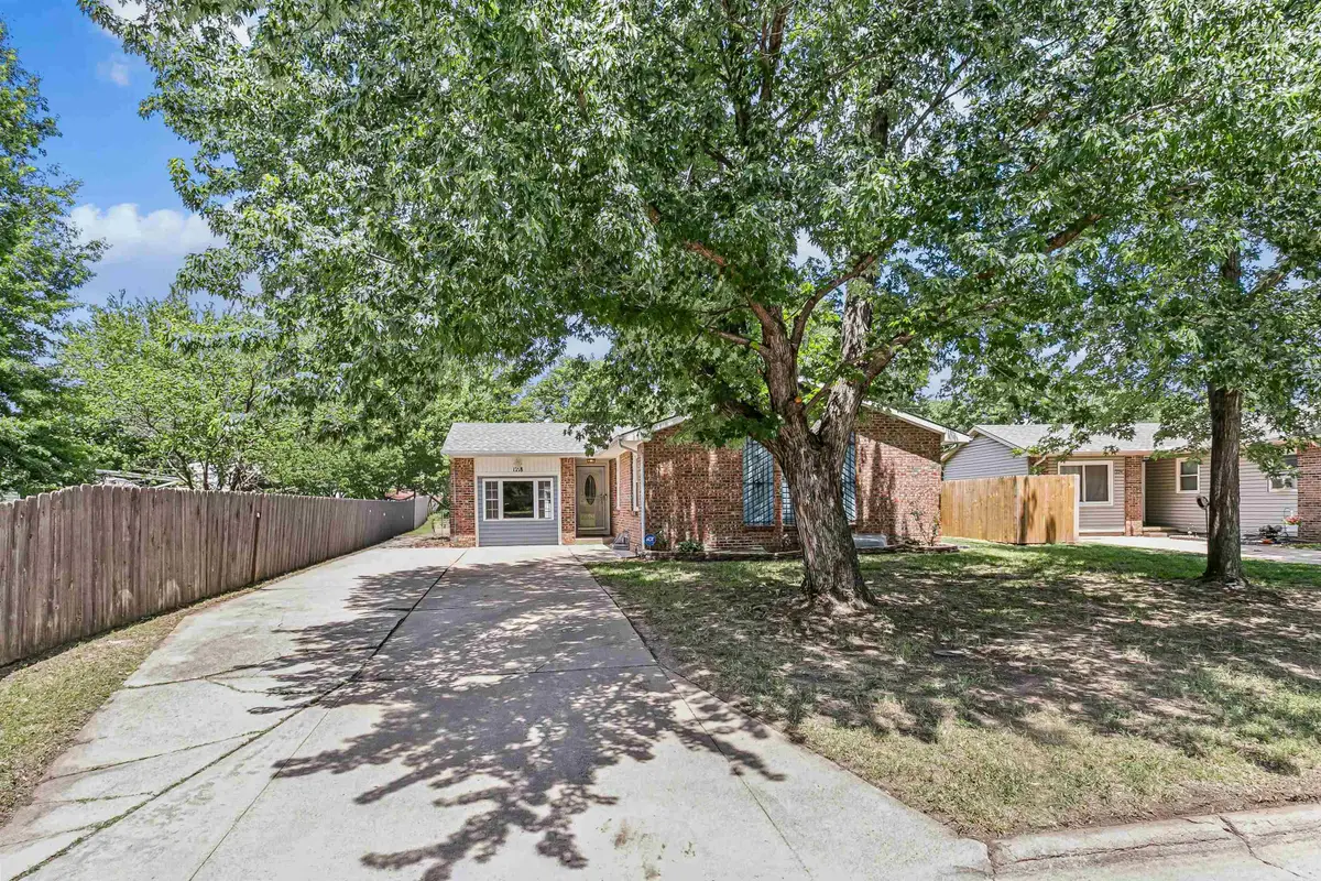 1718 E Charleston St, Park City, KS 67219-1609 - #1