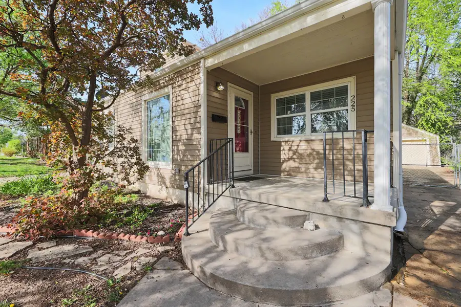 225 S Glendale, Wichita, KS 67218 - #2
