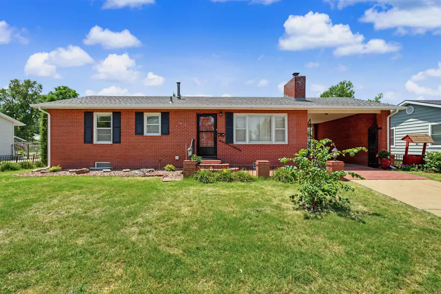 1614 Beach St, Salina, KS 67401 - #2