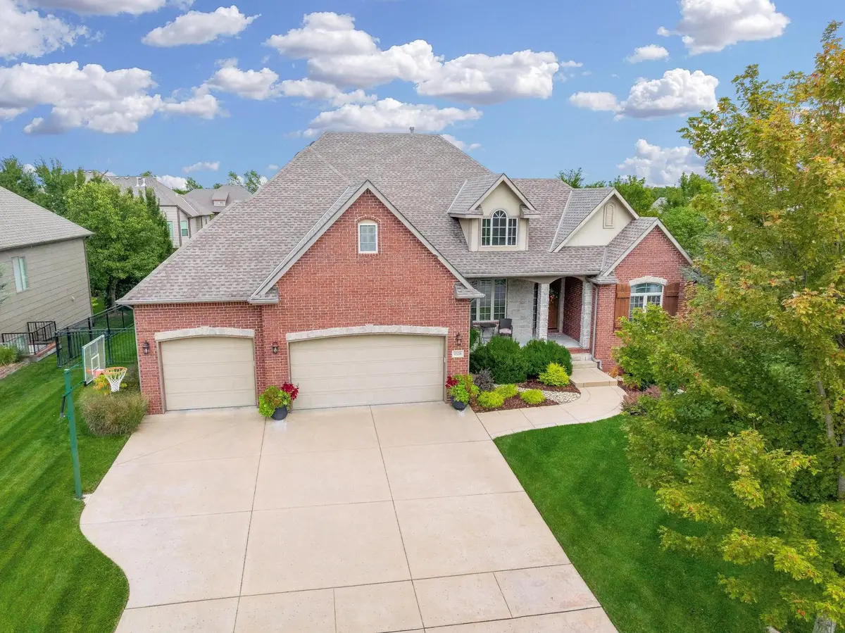 1520 N Ridgehurst St, Wichita, KS 67230 - #1