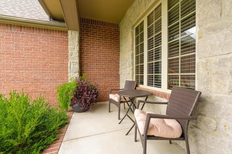 1520 N Ridgehurst St, Wichita, KS 67230 - #3