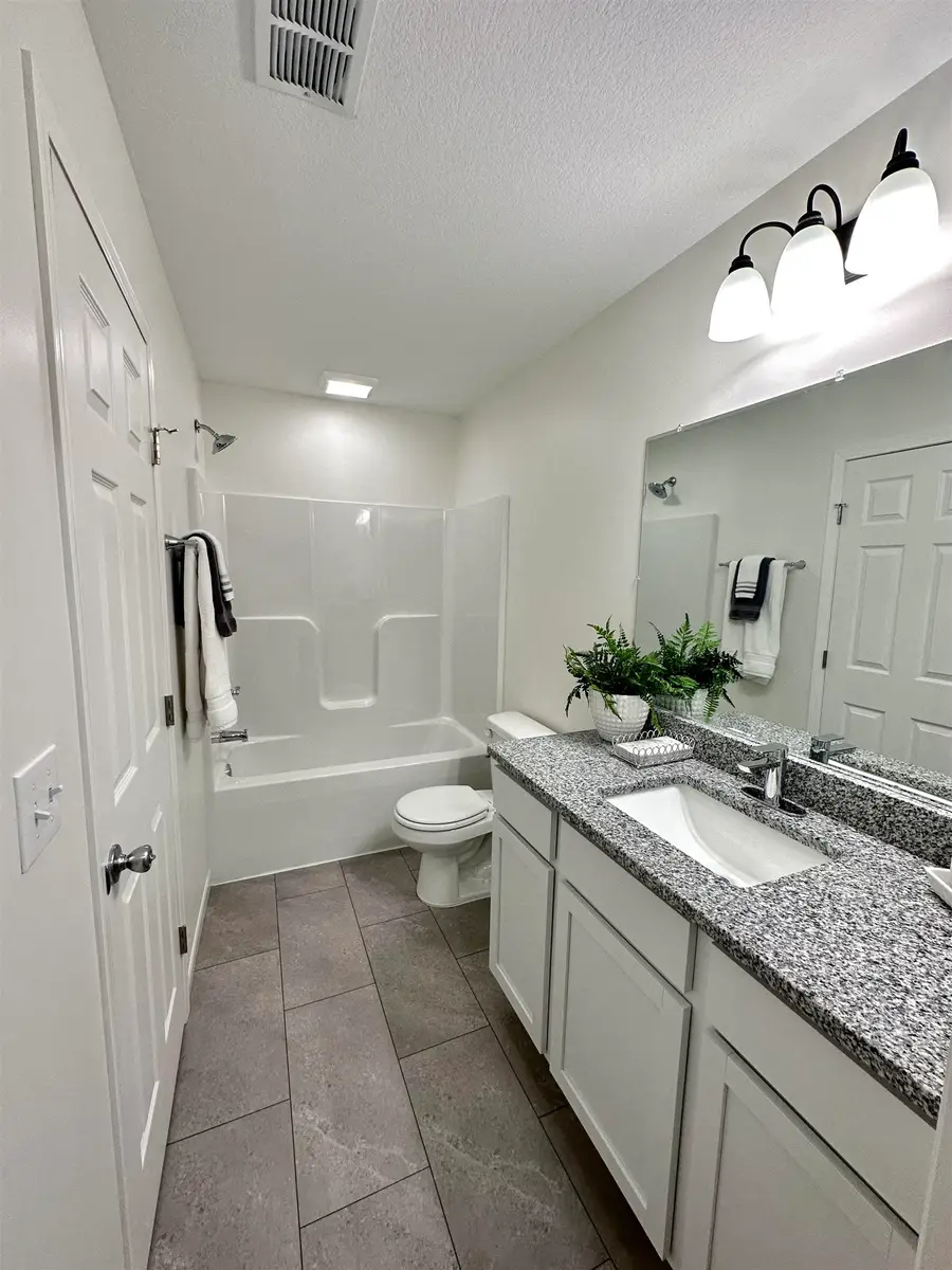1019 N Spruce, Wichita, KS 67214 - #2