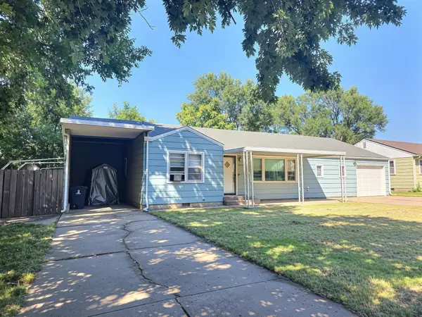 1420 Lawndale Ave, El Dorado, KS 67042