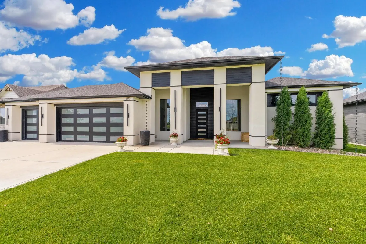 3113 W Crystal Beach St, Wichita, KS 67204 - #1