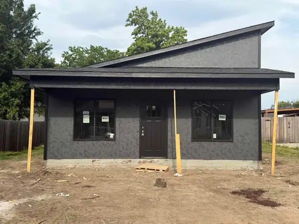 1036 N Cleveland, Wichita, KS 67214