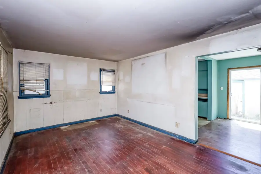 1301 N Dellrose, Wichita, KS 67208 - #3