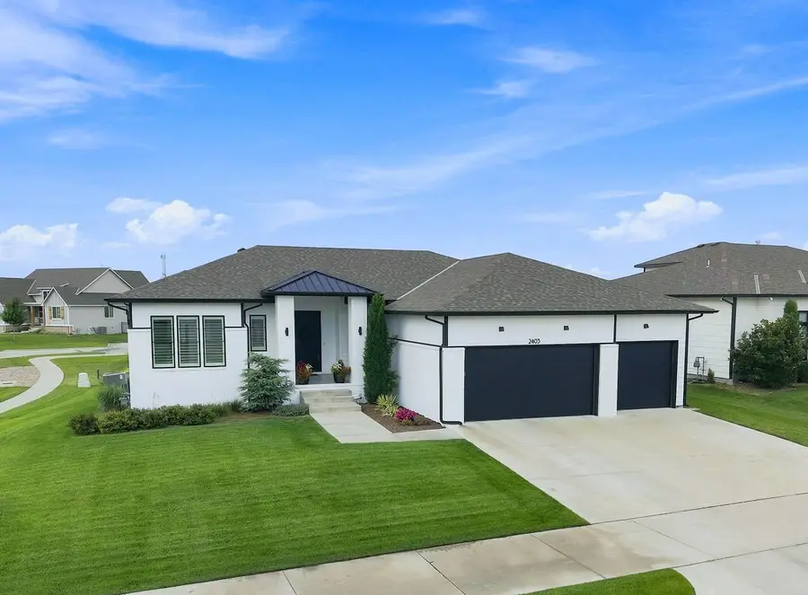 2403 N Bluestone St, Andover, KS 67002 - #2