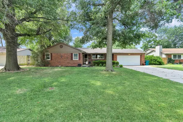8923 W 11th, Wichita, KS 67212