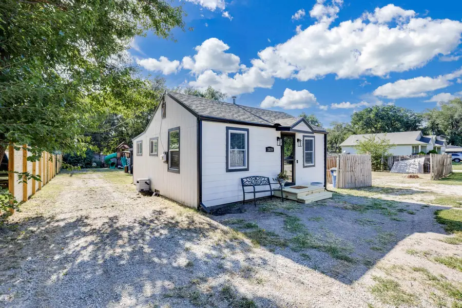 2819 N Park Place, Wichita, KS 67204 - #2