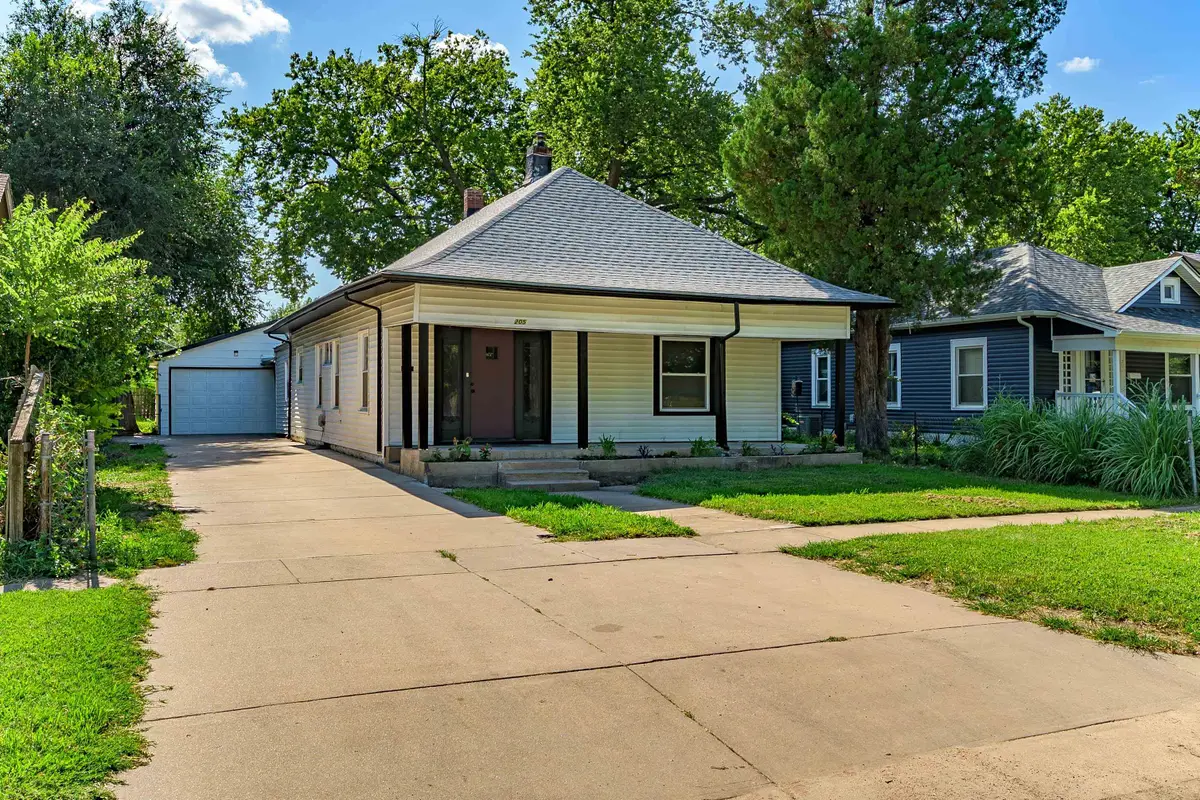 205 N Sedgwick St, Wichita, KS 67203-5647 - #1