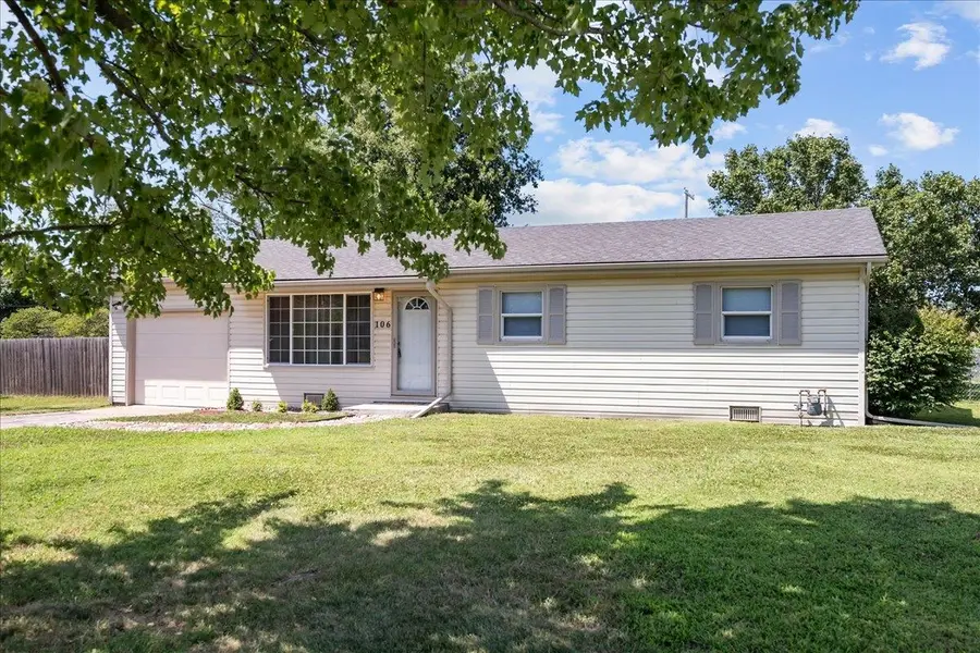 106 W Lewis St, Udall, KS 67146 - #3