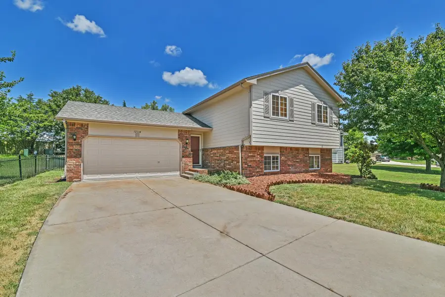12114 E Laguna, Wichita, KS 67207 - #3
