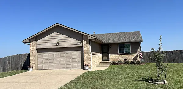 2226 W Schoolhouse, Haysville, KS 67060