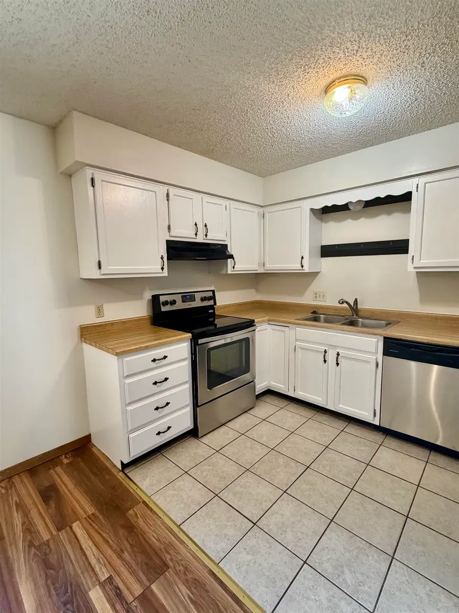 7411 E 18th St N, Wichita, KS 67217 - #3