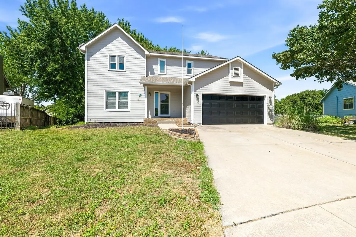 4479 N Edgemoor Ct, Bel Aire, KS 67220 - #1