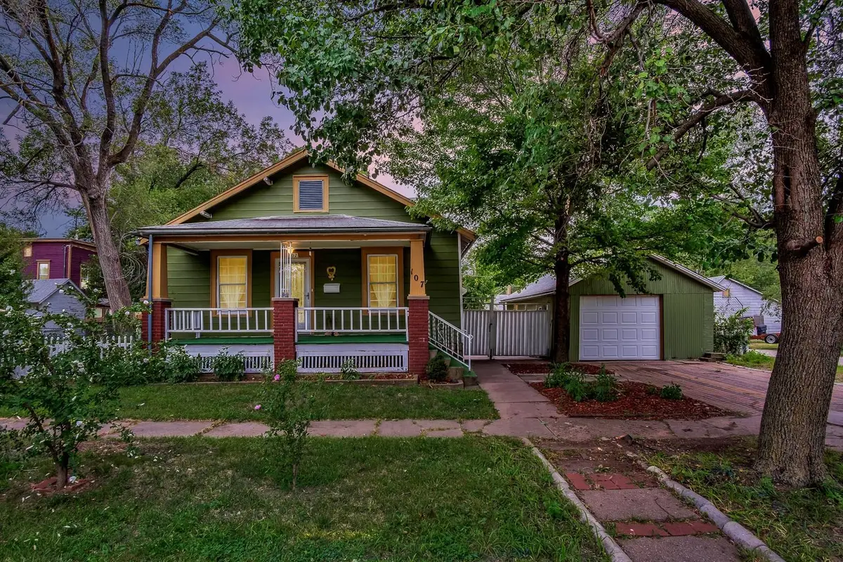 107 SW 3rd, Newton, KS 67114 - #1