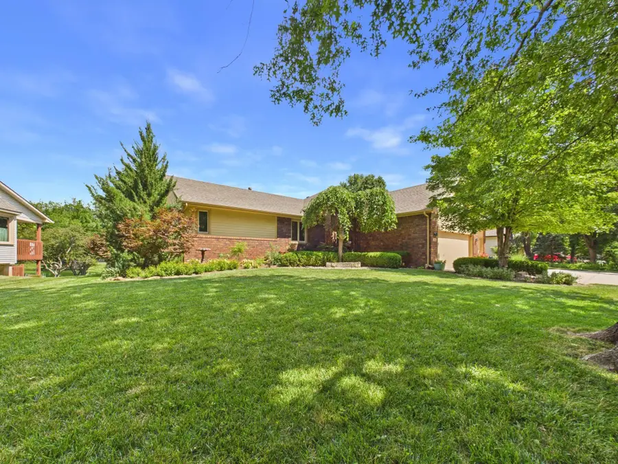314 N Bay Country St, Wichita, KS 67235 - #3