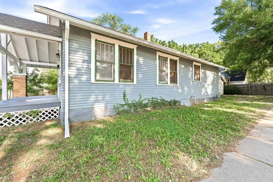 2626 E 13th St N, Wichita, KS 67214 - #3