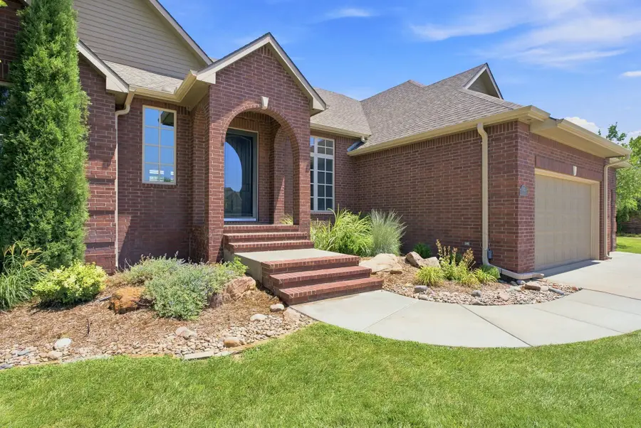 3822 N Lakecrest, Wichita, KS 67205 - #2