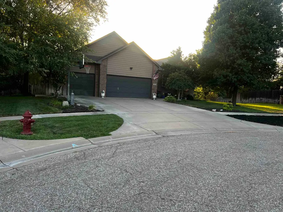 1309 S Summit Cir, Derby, KS 67037 - #3