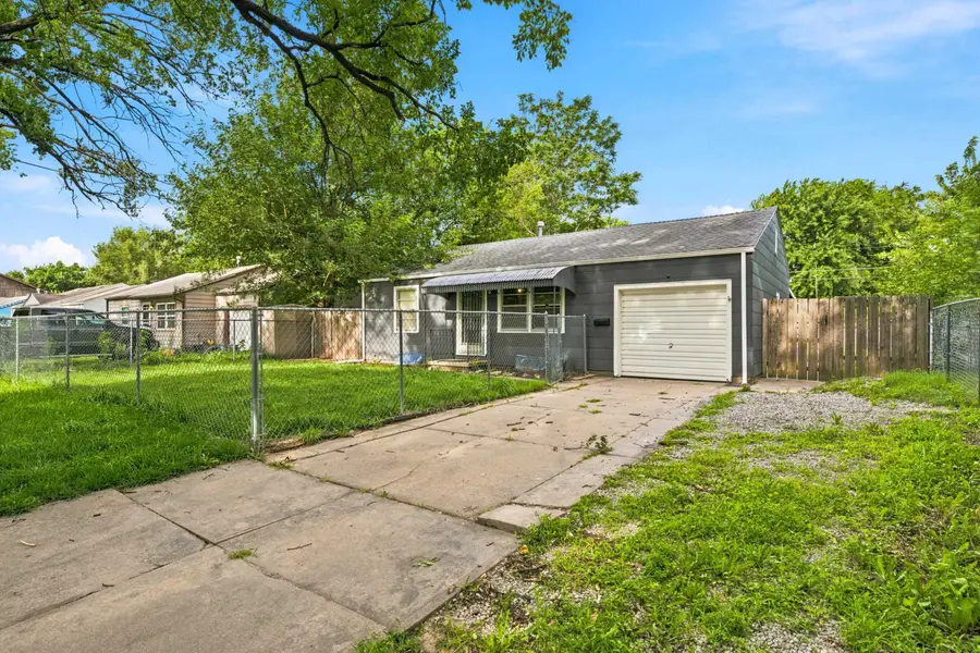 4533 S Oak Ave, Wichita, KS 67217 - #2