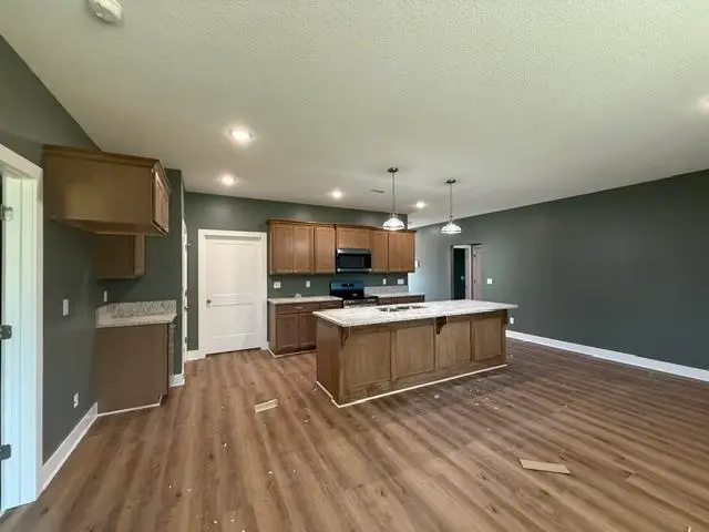 908 W 50th St S, Wichita, KS 67217 - #3