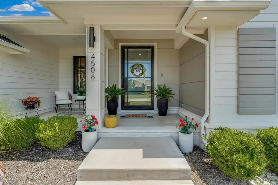 4508 N Sunny Cir, Wichita, KS 67205 - #2