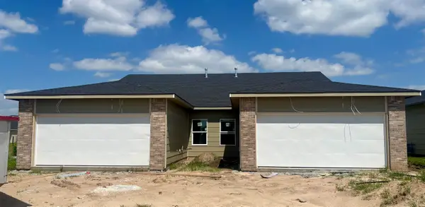 15426-15428 W Josephine Ct, Goddard, KS 67052