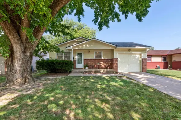 763 N Mount Carmel Ave, Wichita, KS 67203