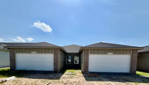 2103 Melody Ln, Goddard, KS 67052