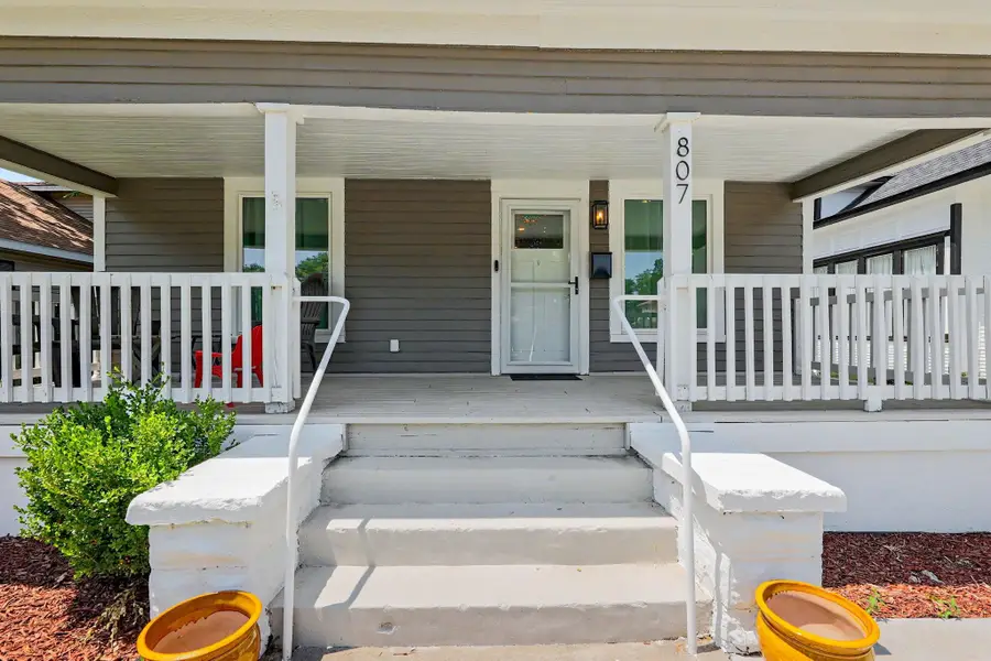 807 N Gilman Ave, Wichita, KS 67203 - #2