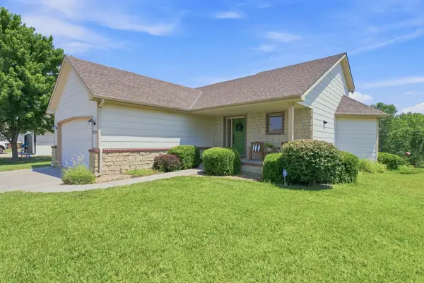 2534 N Davin Circle, Wichita, KS 67226