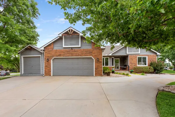 12018 W Rolling Hills St, Wichita, KS 67235