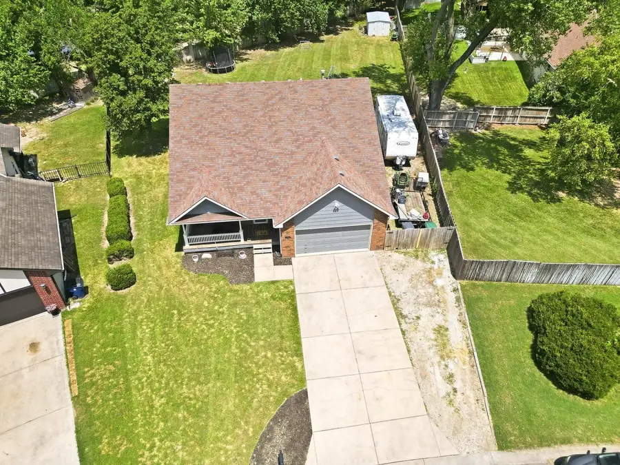714 E Lisa Ln, Mulvane, KS 67110 - #2
