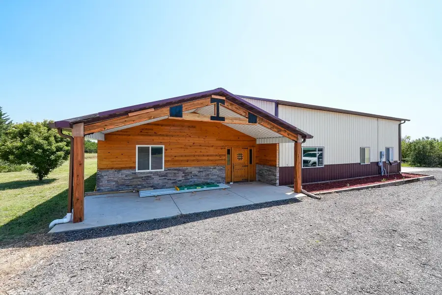 10608 SW 90th, Augusta, KS 67010 - #2