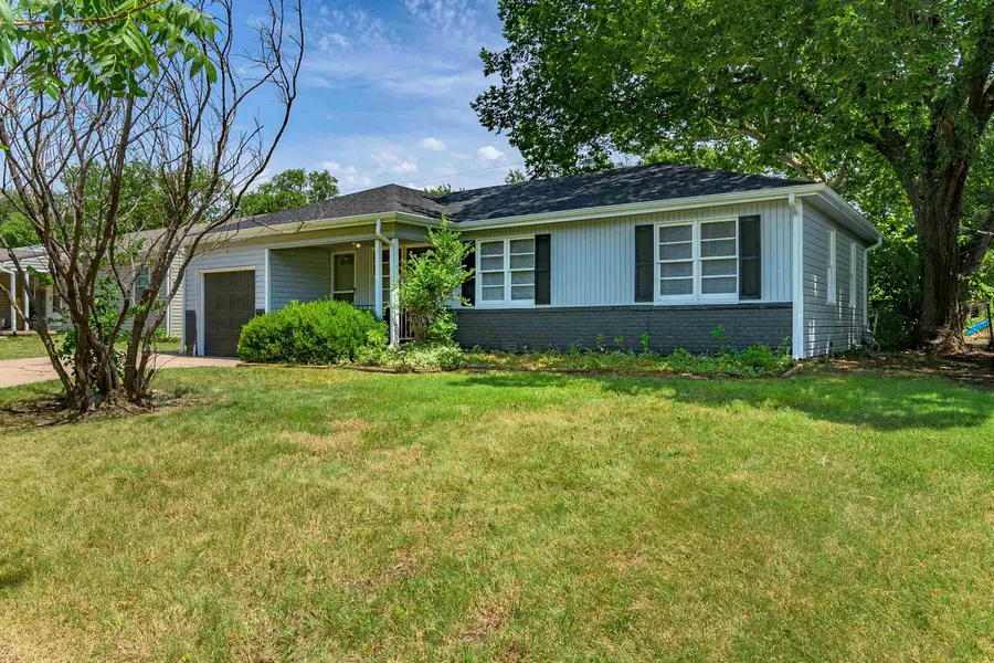 2726 N Spruce St, Wichita, KS 67219-4639 - #2