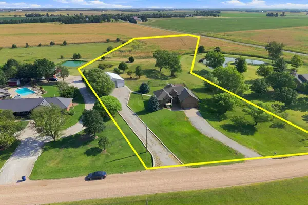 15300 Breezy Lane, Colwich, KS 67030