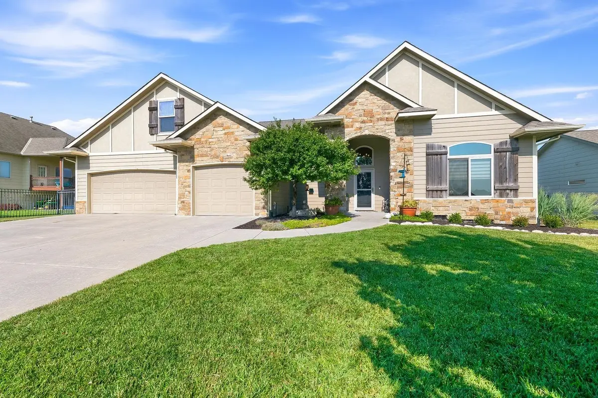 2319 S Vintage Dr, Andover, KS 67002 - #1