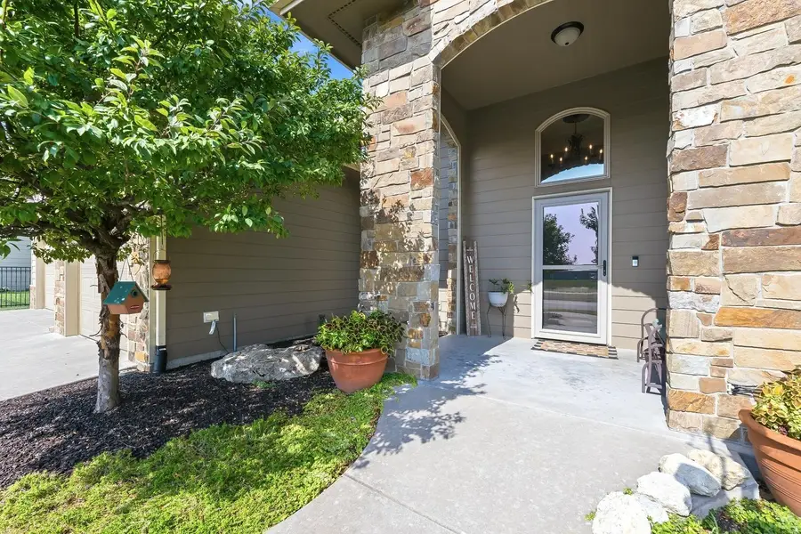 2319 S Vintage Dr, Andover, KS 67002 - #3