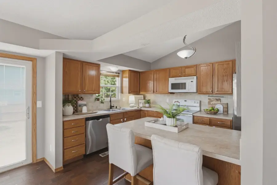 2646 E Cambridge St, Wichita, KS 67219 - #3