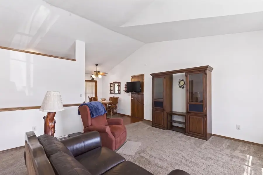 10264 E Skinner Ct, Wichita, KS 67207 - #3