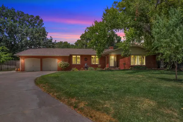 3 Sycamore Ct, Newton, KS 67114