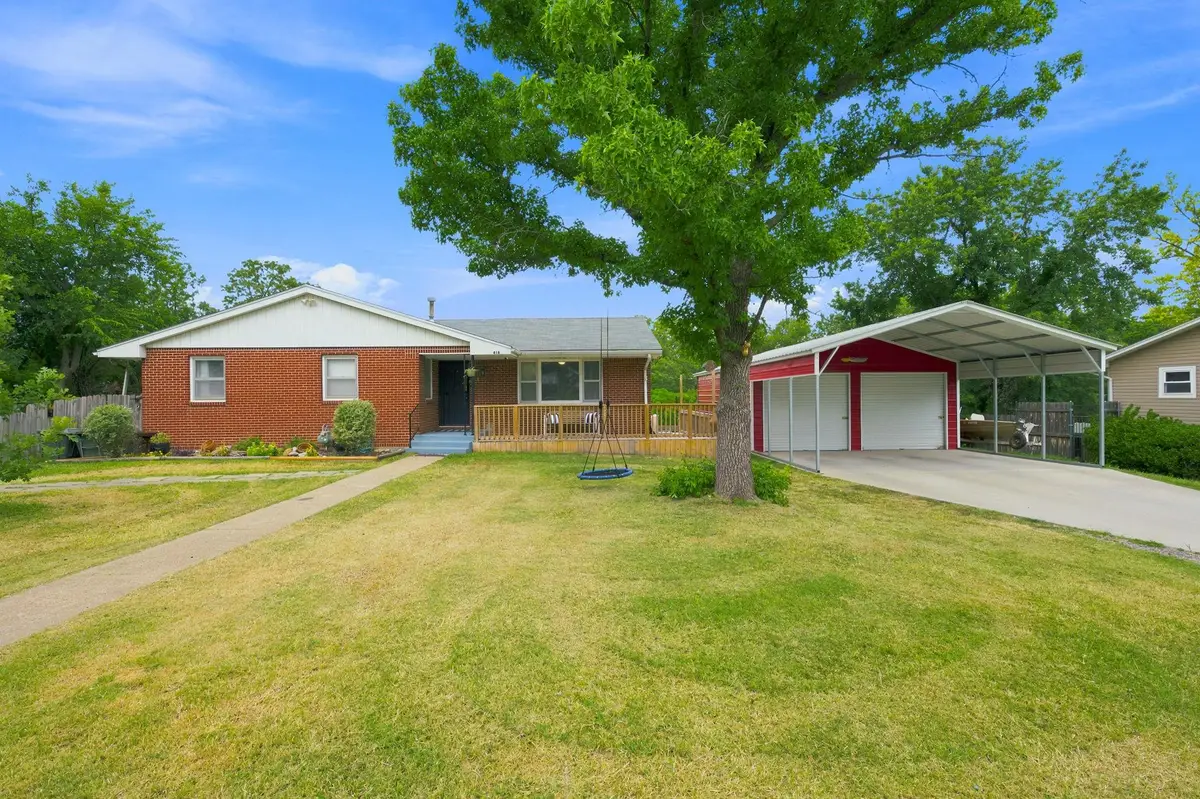 416 N Douglas, Wellington, KS 67152 - #1