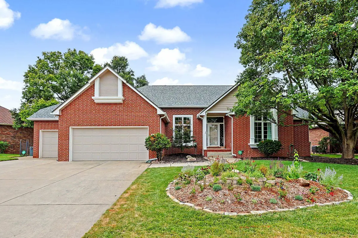 5021 N Harborside Ct, Wichita, KS 67204-2371 - #1