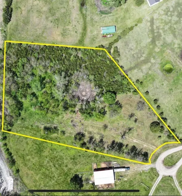 9769 SE Marks Point, Leon, KS 67074