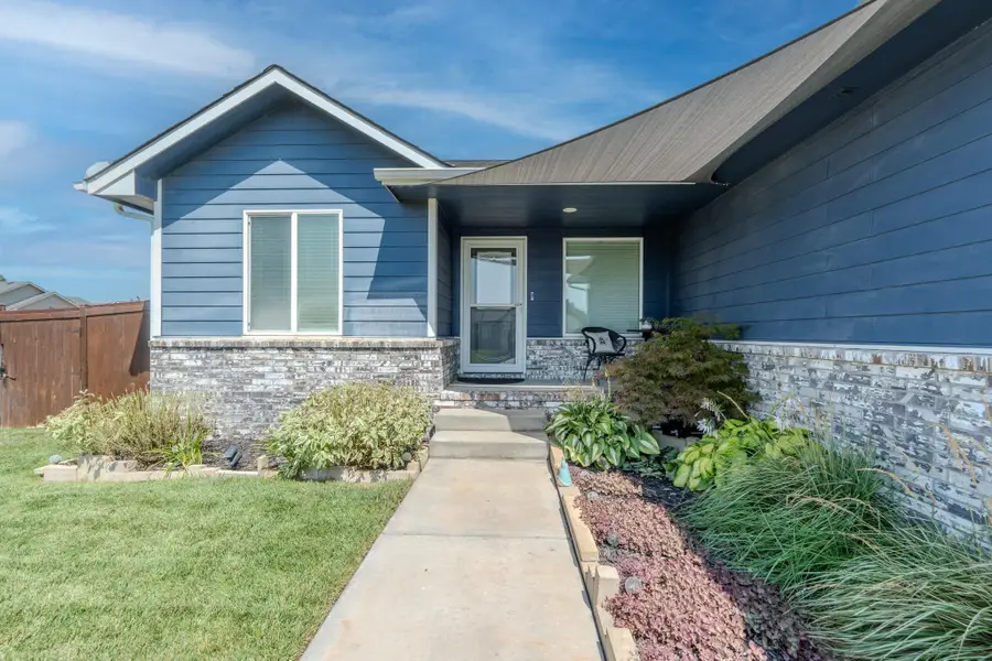 1806 S Bedford St, Wichita, KS 67207 - #2