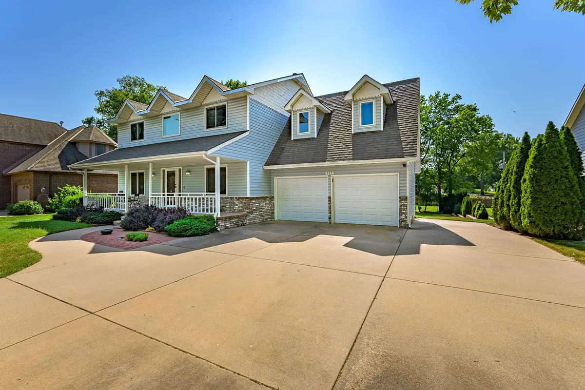 925 S Honeybrook Ln, Derby, KS 67037-3621 - #1