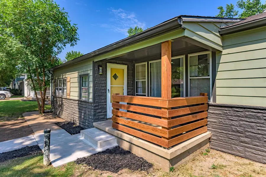1858 S Volutsia Ave, Wichita, KS 67211-4733 - #3